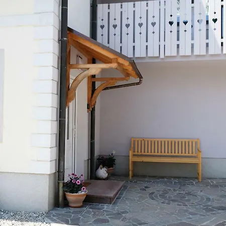 Happy River House *